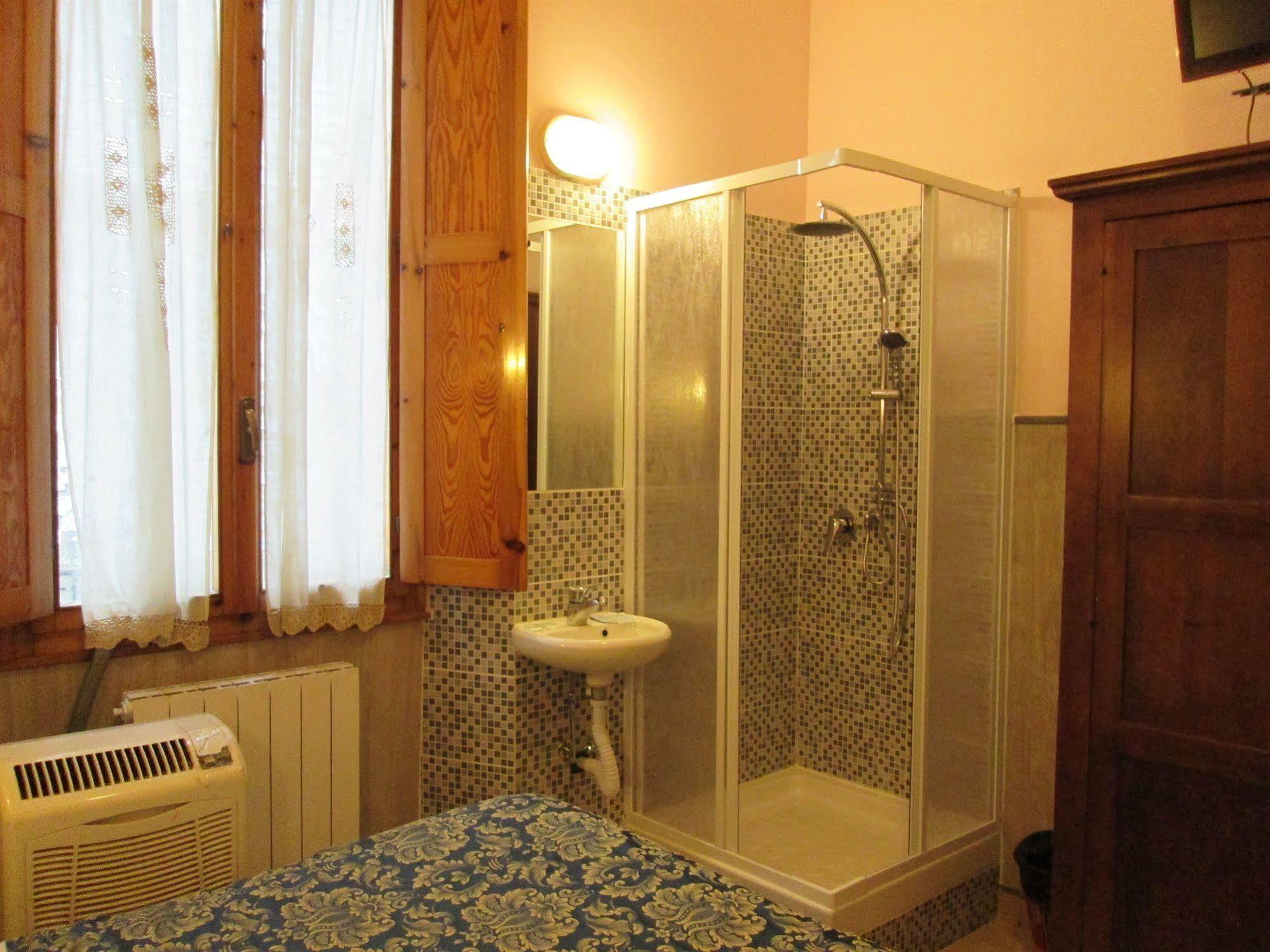 Hotel Fani Firenze Kültér fotó